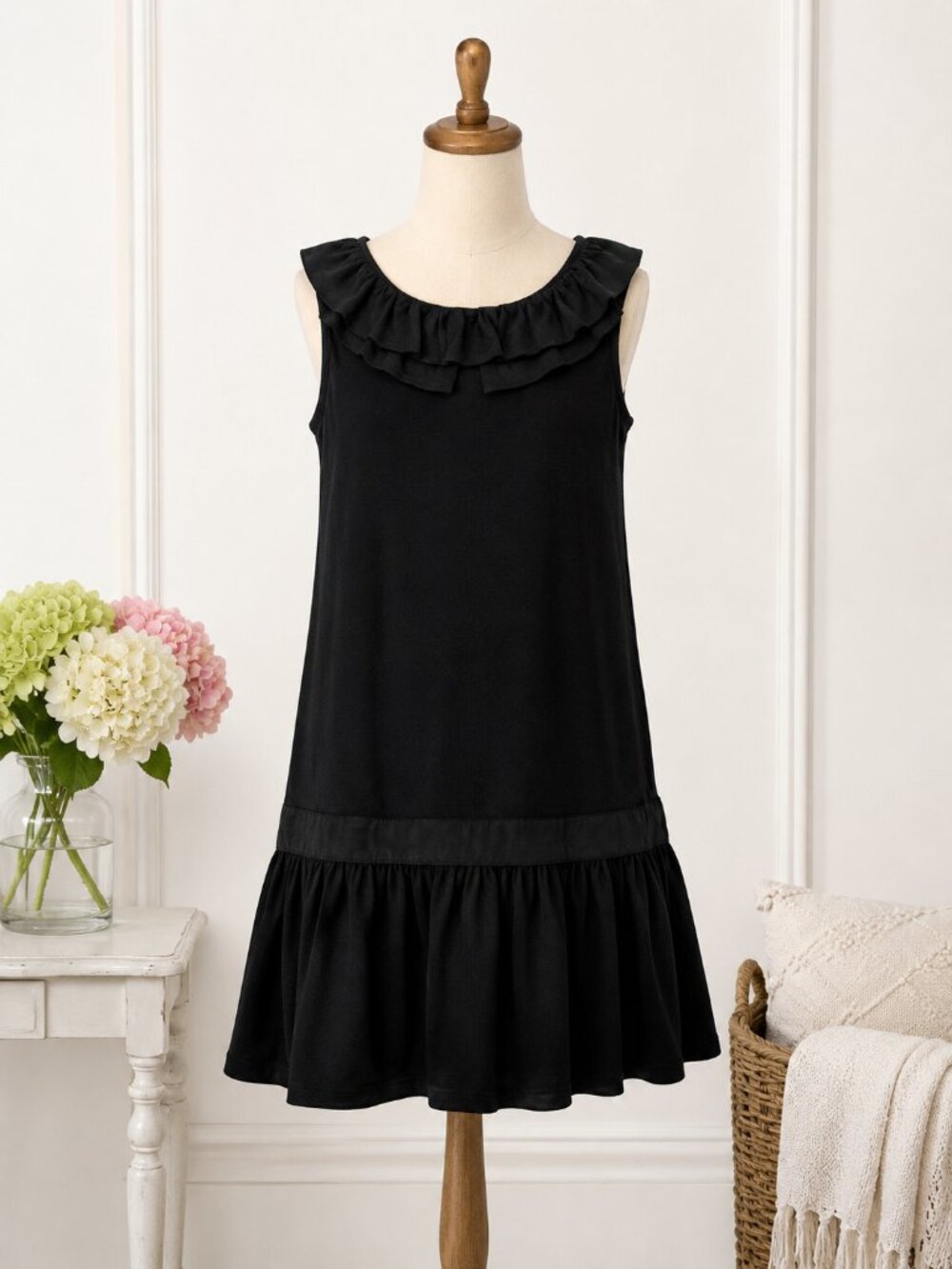 Ralph Lauren Girls Black Ruffle Hem Dress Size Large 12-14 Sleeveless 1298